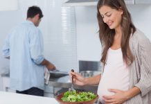Eating At Night During Pregnancy May Lead To Weight Gain