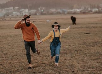 Navigating the 5 Stages of a Relationship to Find Love